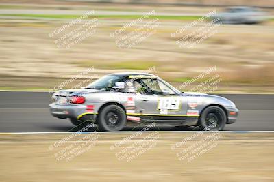 media/Jan-26-2025-CalClub SCCA (Sun) [[cfcea7df88]]/Group 4/Race/